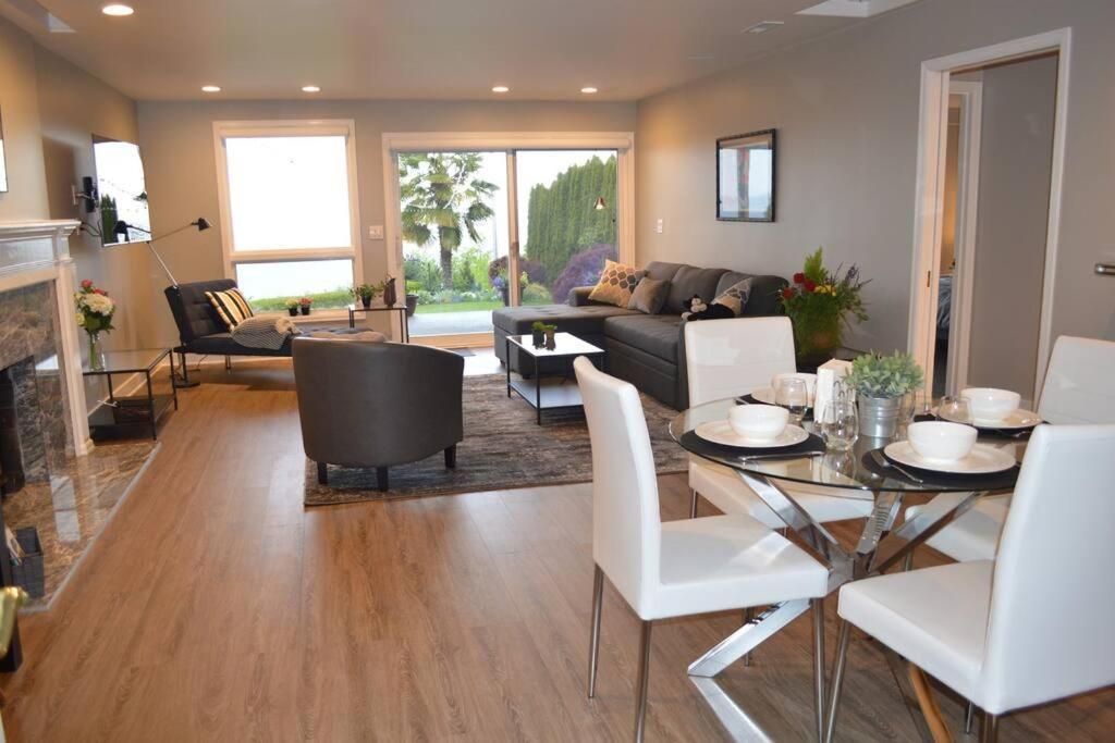 1-Bedroom Seaview Guesthouse On Seattle Luxury Estate With Views Of Olympic Mountains Exterior photo